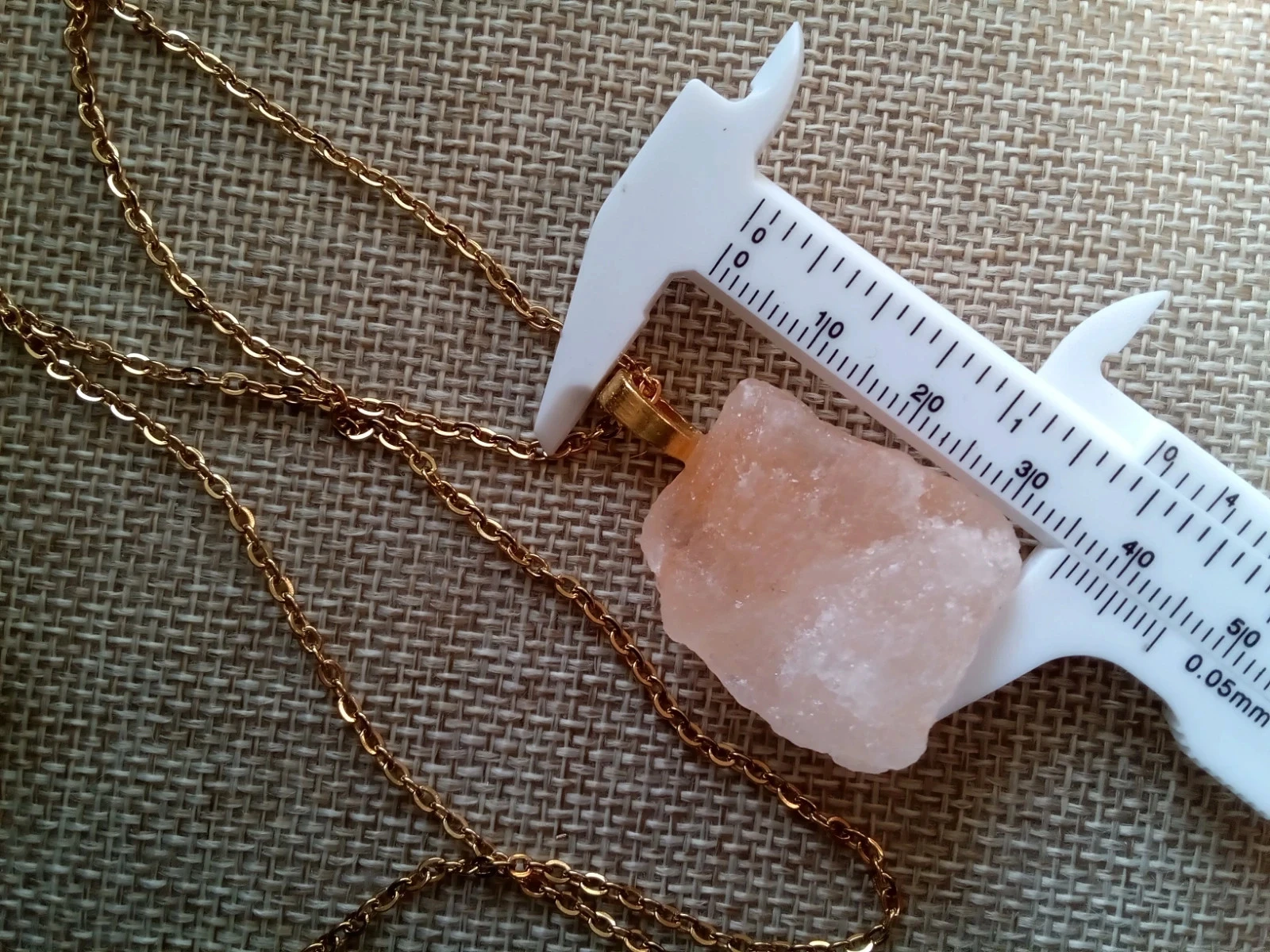 Collier en pierre de sel rose de l'Himalaya – photo 4